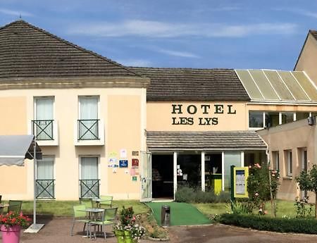 Hotel Aux Lys De Chablis Esterno foto